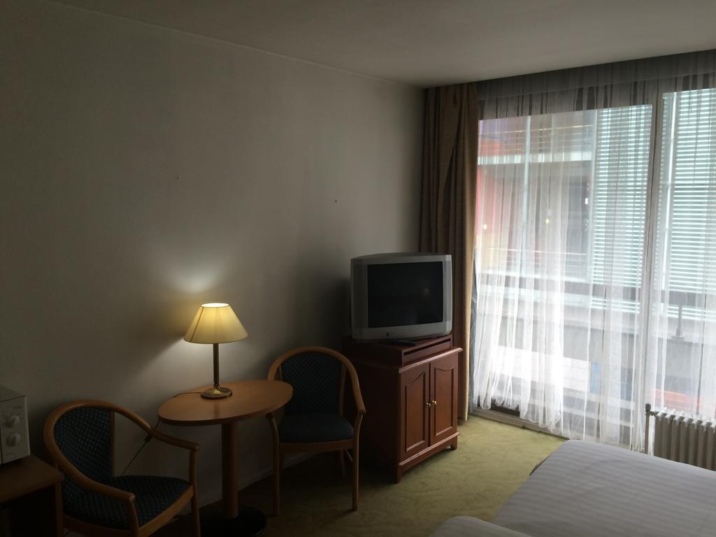 Hotel Keyserlei Антверпен Экстерьер фото